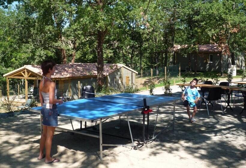 ホテル Terres De France   Les Hameaux Des Lacs