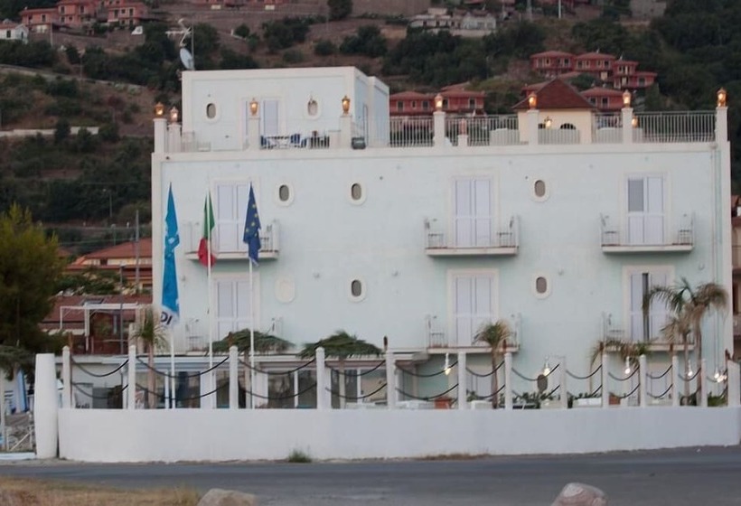 ホテル Yachting Club Mare