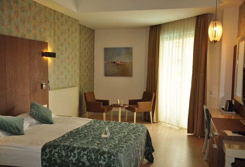 Port Side Resort All Inclusive