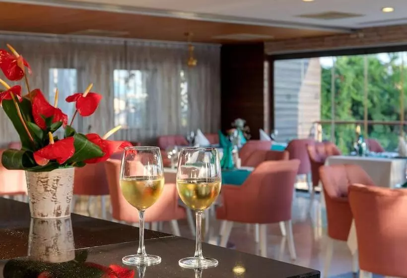 Sherwood Dreams Resort