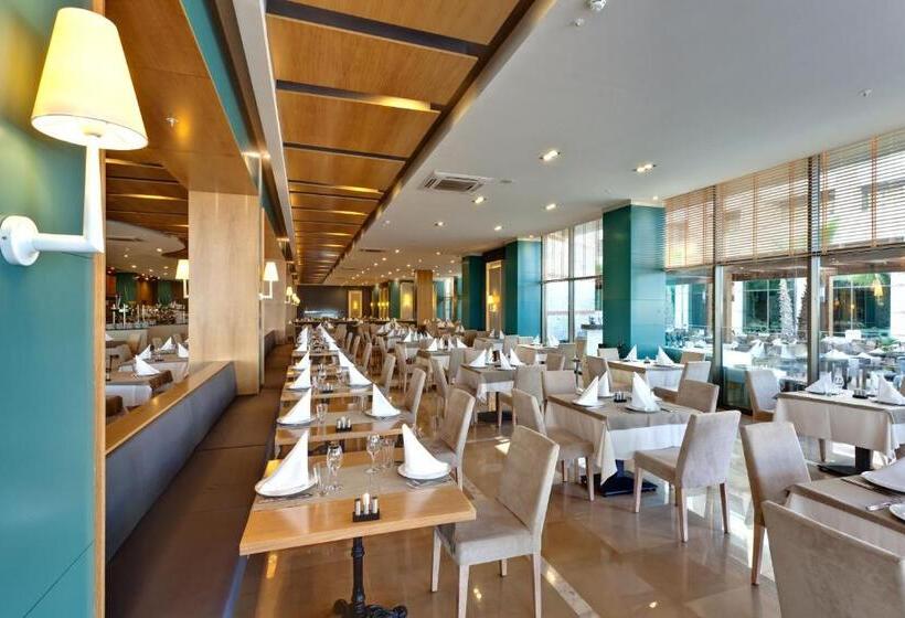 Sherwood Dreams Resort