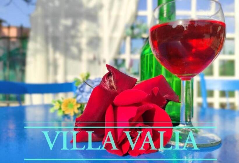 Villa Valia