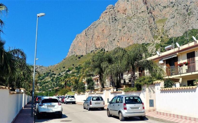 Bed & Breakfast Ciuri Ri Zagara