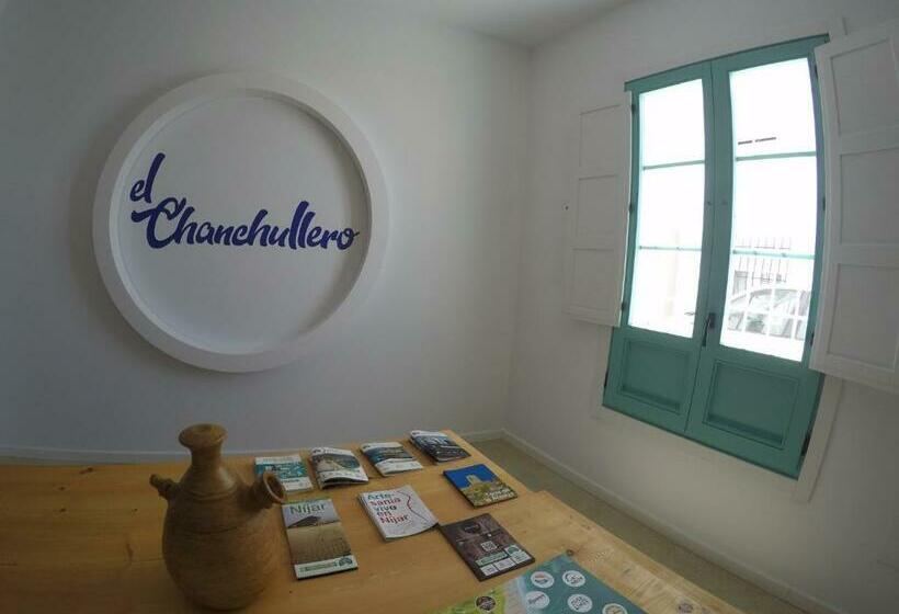 민박 El Chanchullero