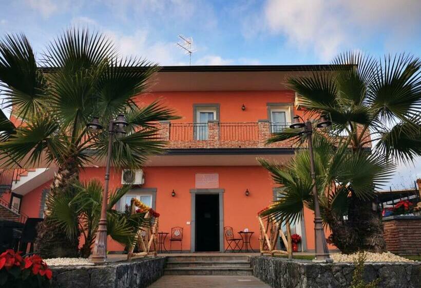 مبيت وإفطار Martina Paradise Affitta Camere