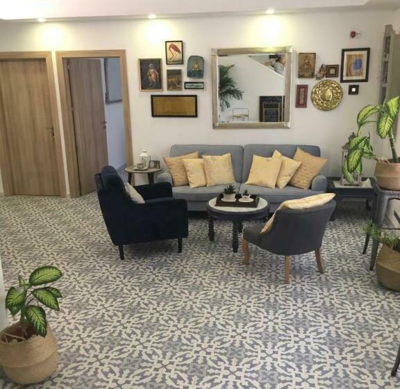 هتل کپسول El Nido Del Chorro