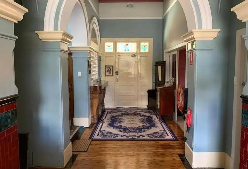 ホテル Historic Star Lodge And Station Masters House Narrandera