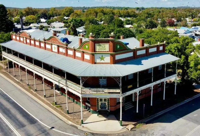 Hotelli Historic Star Lodge And Station Masters House Narrandera