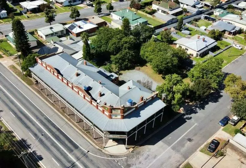 Hotelli Historic Star Lodge And Station Masters House Narrandera
