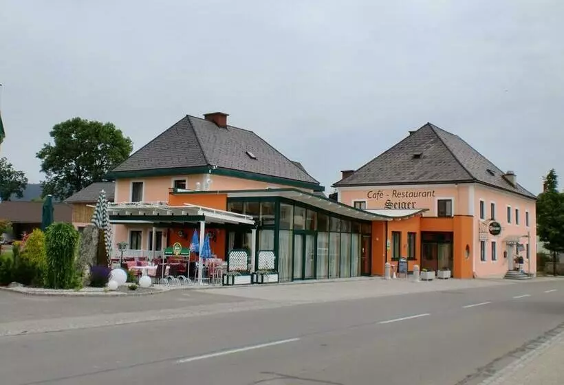 Hotelli Restaurant Gästehaus Seiger