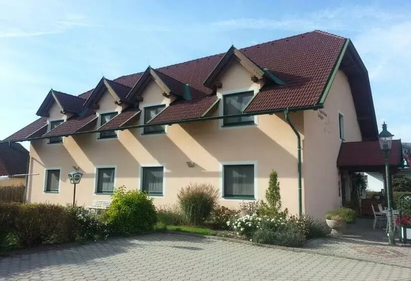 Hotelli Restaurant Gästehaus Seiger