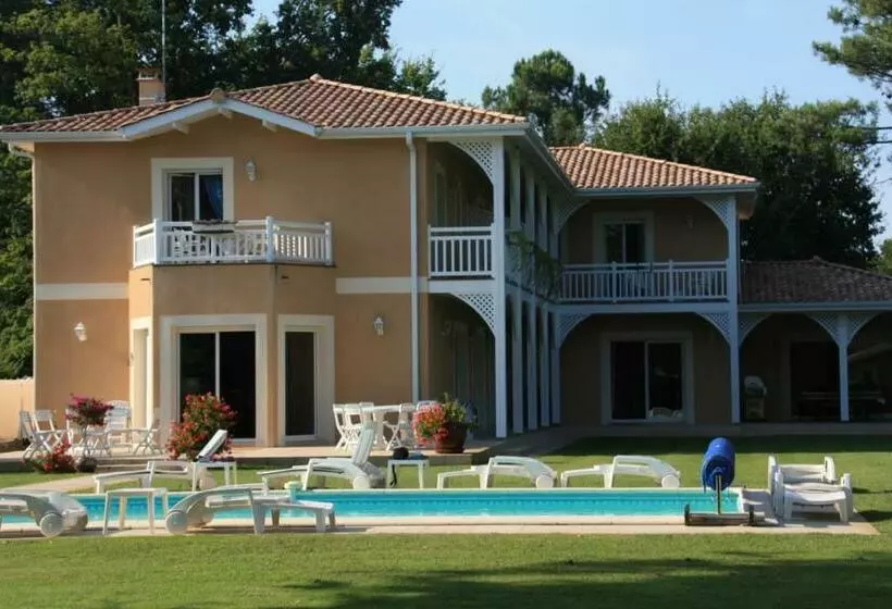 پانسیون Le Clos D Ignac