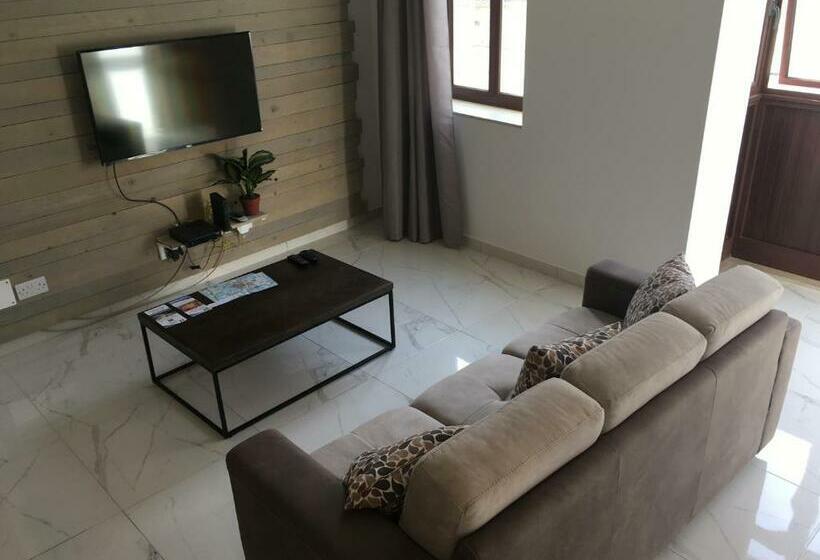 پانسیون Seaside Room