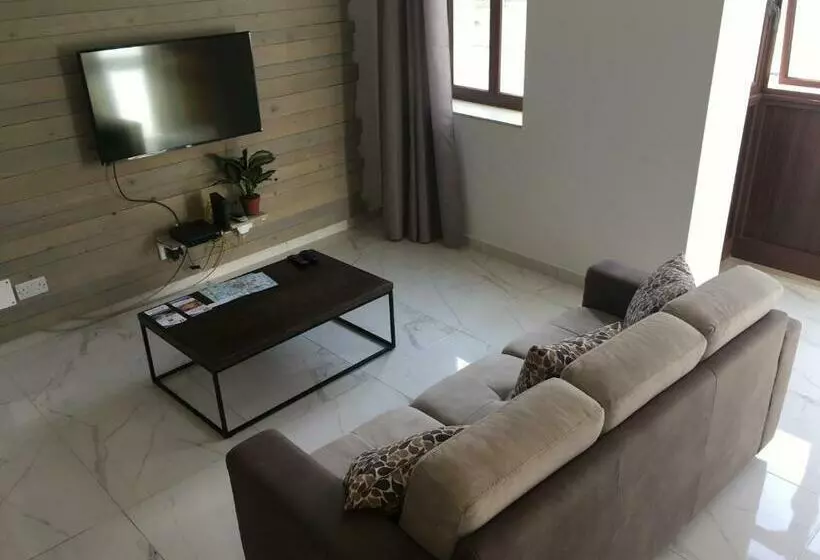 پانسیون Seaside Room