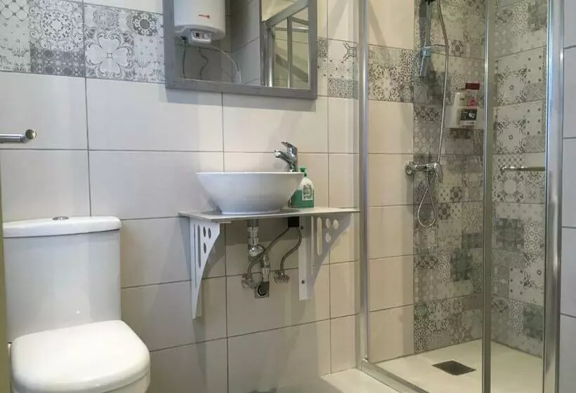 پانسیون Seaside Room