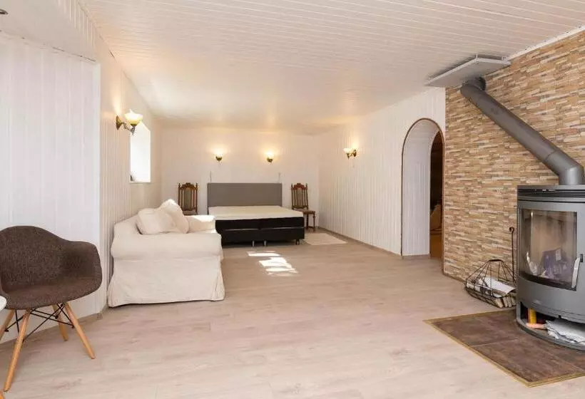 پانسیون Villa Konrad