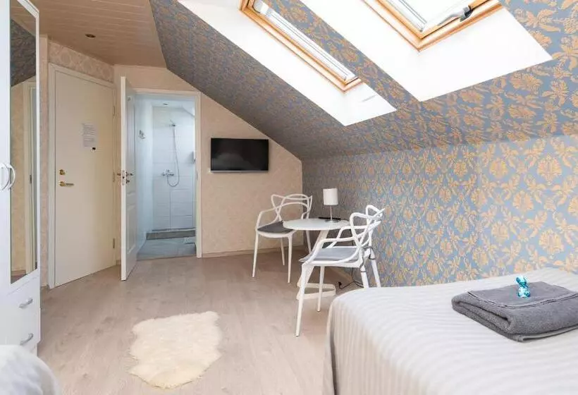 پانسیون Villa Konrad