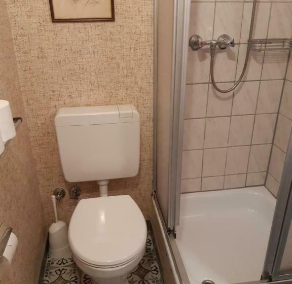 민박 Gastehaus Am Calmont