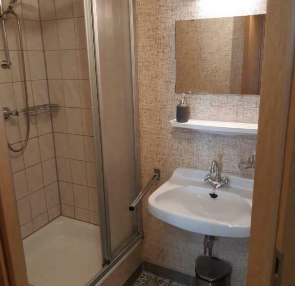 민박 Gastehaus Am Calmont