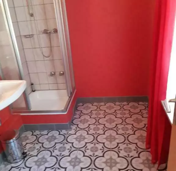 Aamiaismajoitus (B&B) Gastehaus Am Calmont