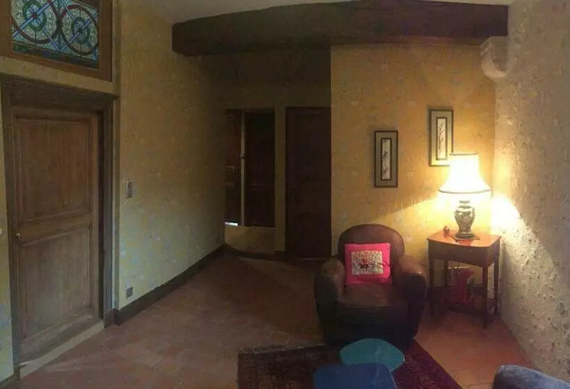 Aamiaismajoitus (B&B) La Prévôté