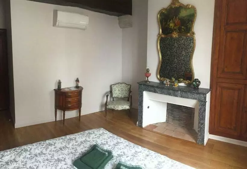 Aamiaismajoitus (B&B) La Prévôté