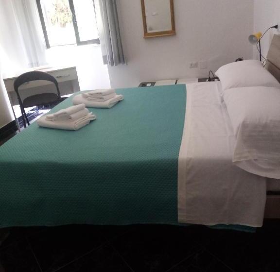 تختخواب و صبحانه Mamena