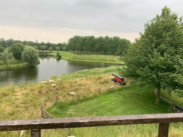 Aamiaismajoitus (B&B) Oostvoornsch Gastenverblijf