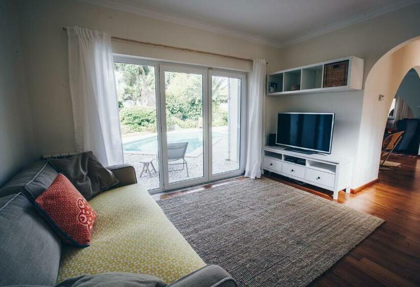 تختخواب و صبحانه Sunny Soul