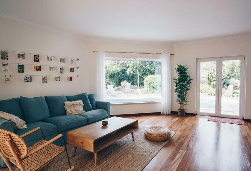 تختخواب و صبحانه Sunny Soul