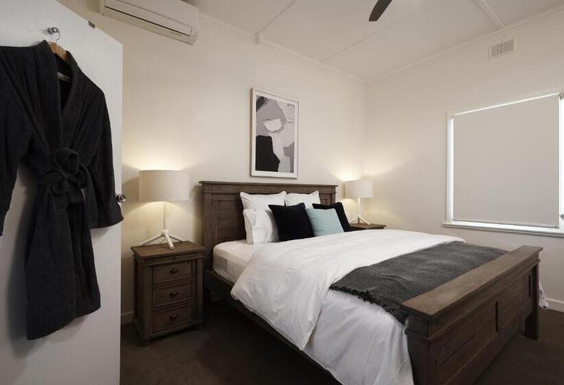 Bed and Breakfast Tomfoolery Winemaker S Cottage Barossa Valley