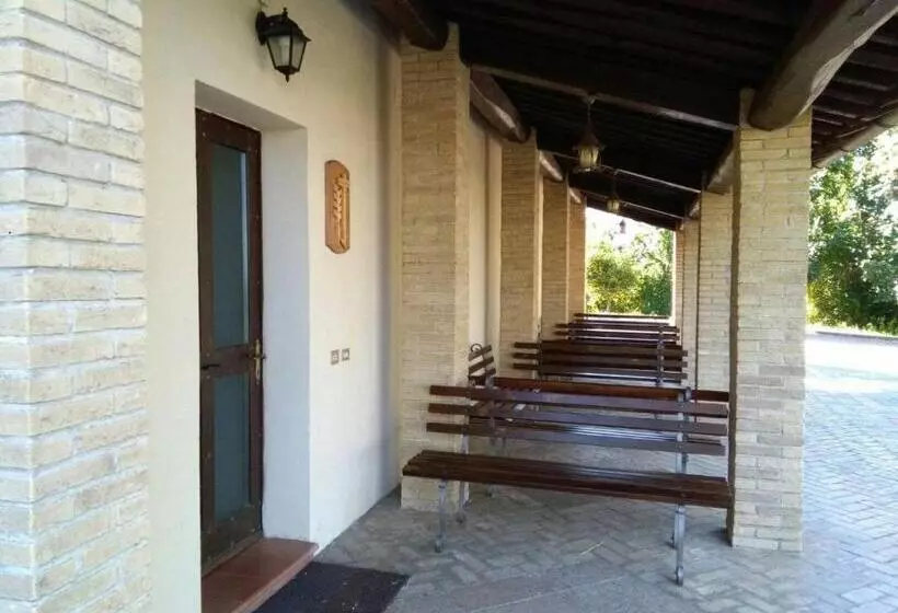 هتل Casa Per Ferie Ulivo D Assisi