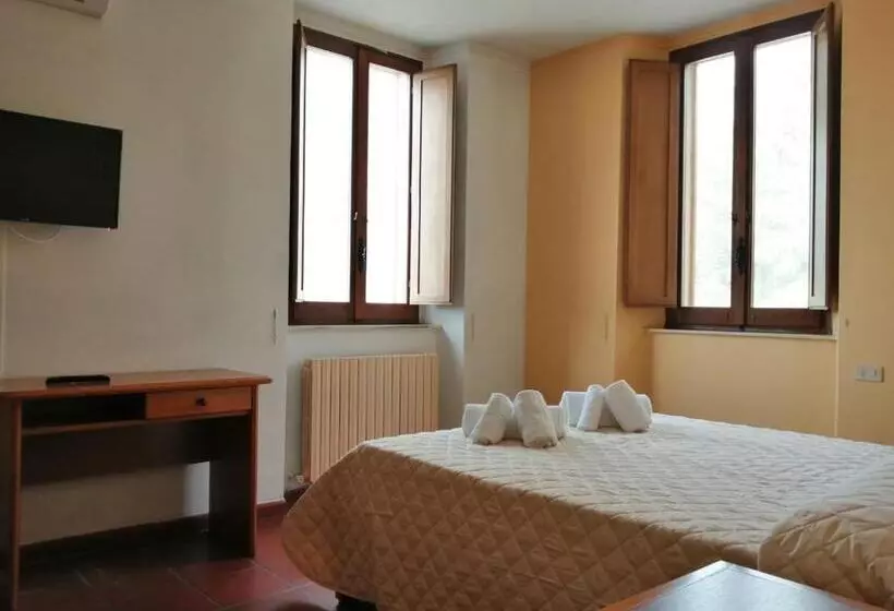 هتل Casa Per Ferie Ulivo D Assisi