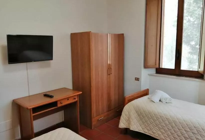 هتل Casa Per Ferie Ulivo D Assisi