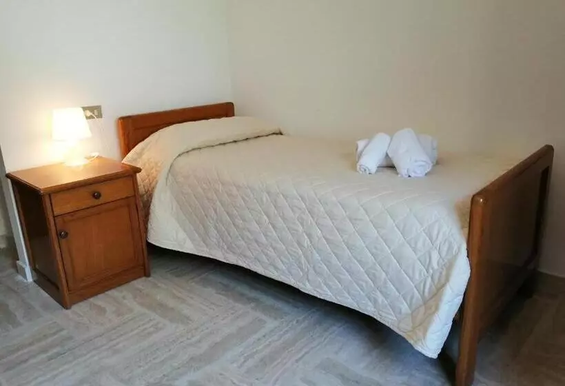 هتل Casa Per Ferie Ulivo D Assisi