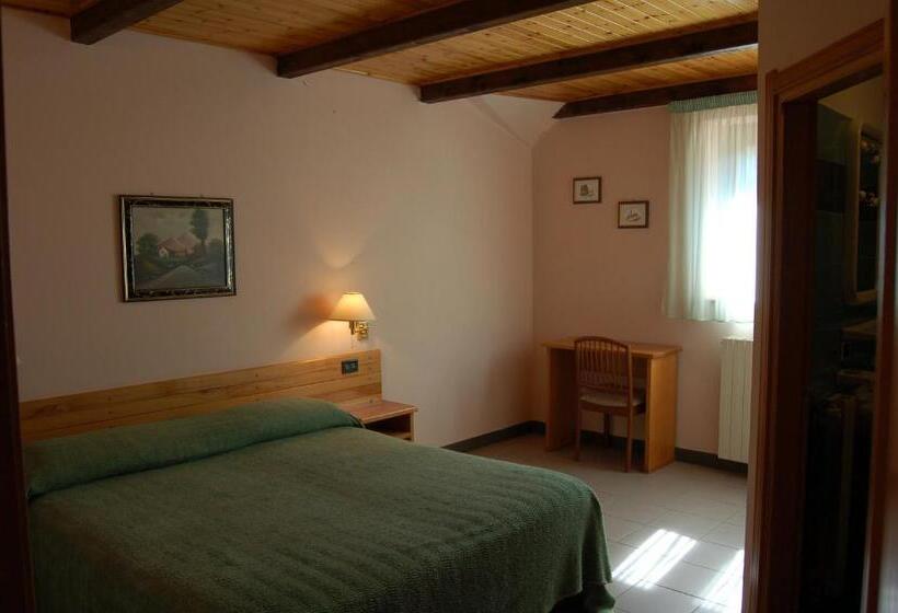 בית מלון כפרי Lo Sciatore