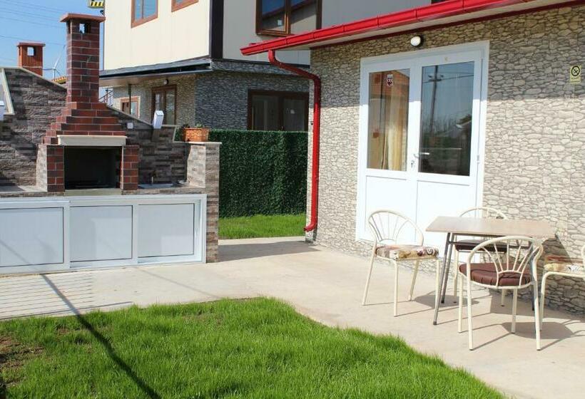 ペンション Guest House Valiland