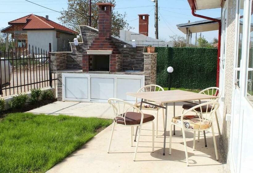 ペンション Guest House Valiland