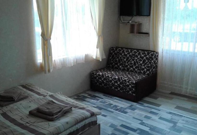 ペンション Guest House Valiland