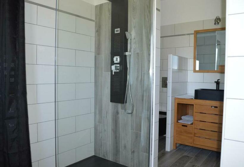 بنسيون La Villa Volpaso