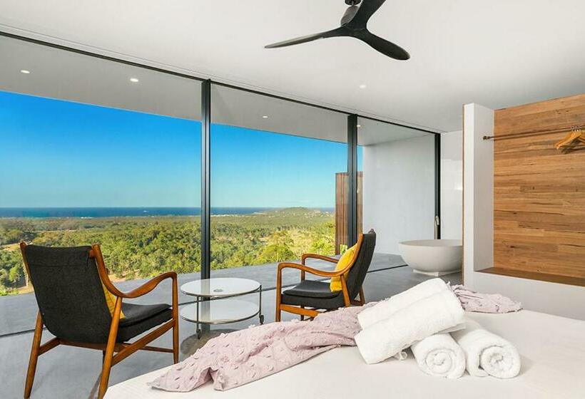 Пансион Sundays At Byron