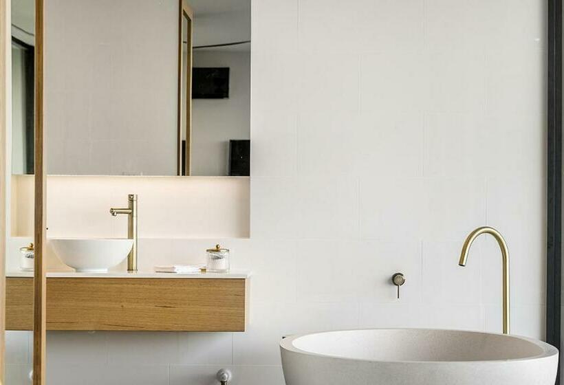 Пансион Sundays At Byron