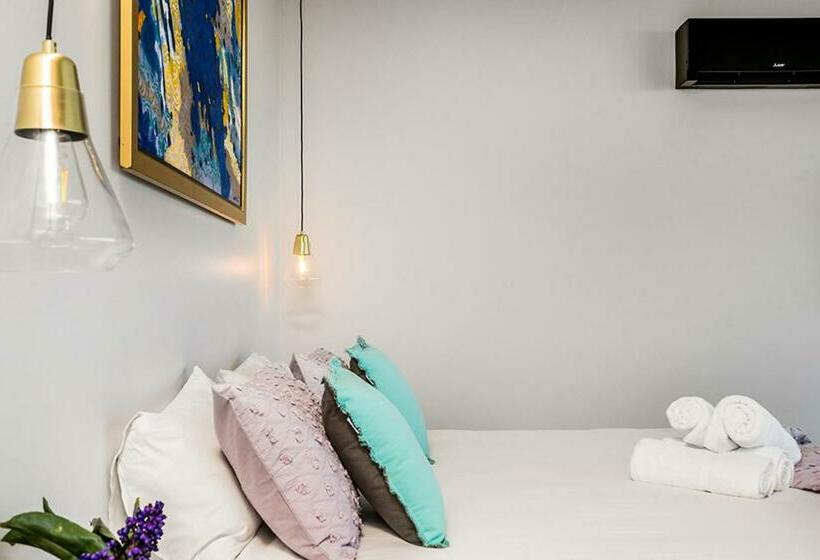 Пансион Sundays At Byron