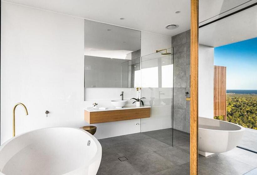 Пансион Sundays At Byron