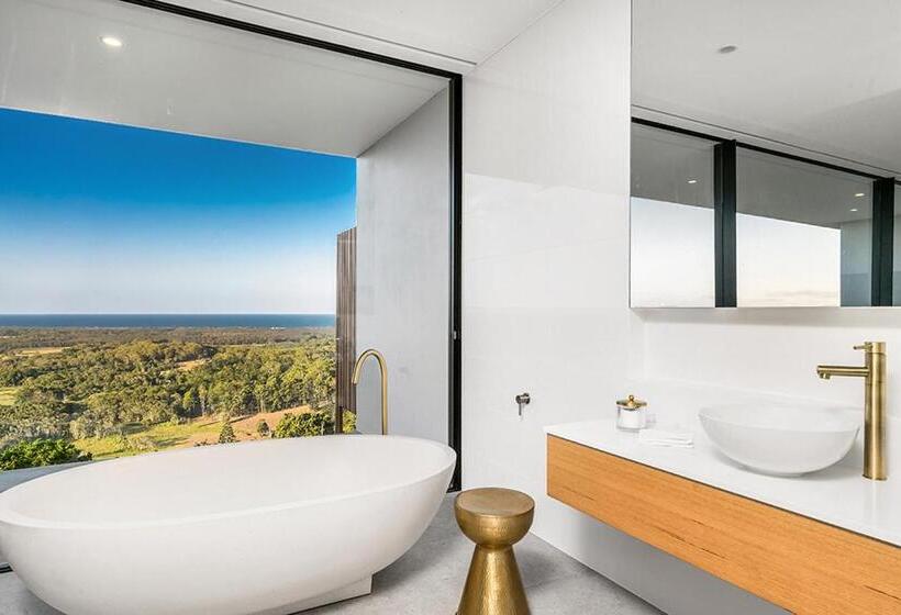 Пансион Sundays At Byron