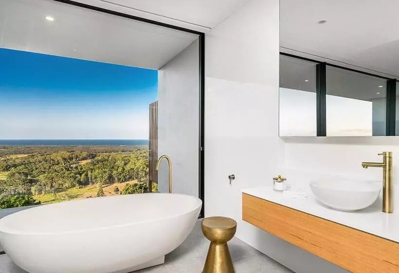 Majatalo Sundays At Byron