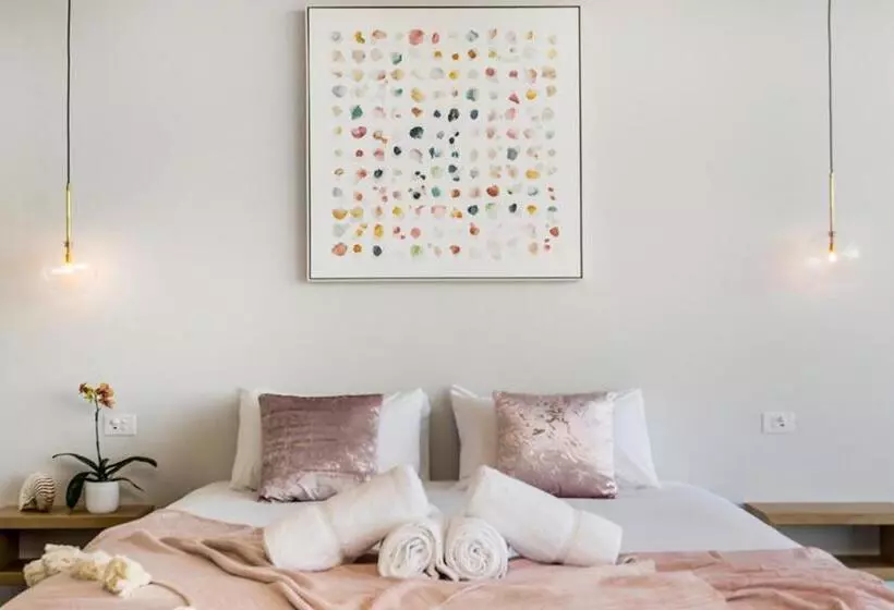 Majatalo Sundays At Byron