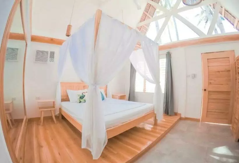 استراحتگاه Bermuda Triangle Bungalows