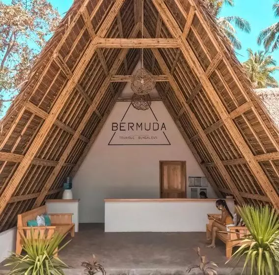 استراحتگاه Bermuda Triangle Bungalows
