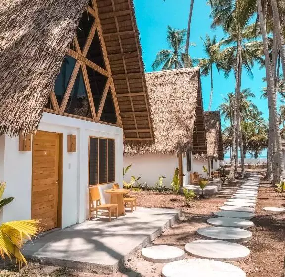 استراحتگاه Bermuda Triangle Bungalows